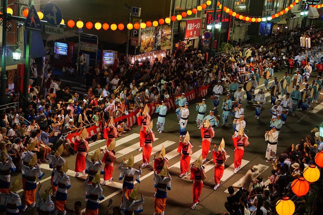 Tham gia các lễ hội